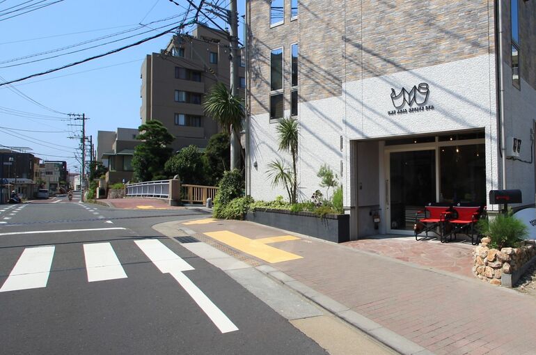 上